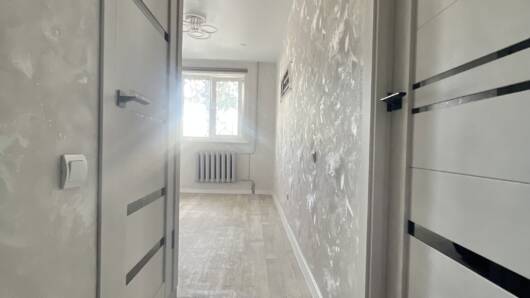 Продам 1к квартиру 30.4 м²