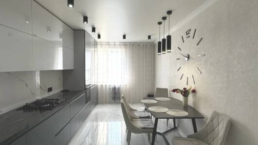 Продам 3к квартиру 94.6 м²
